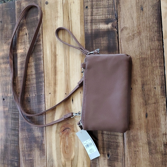 Purse - Picture 2 of 8